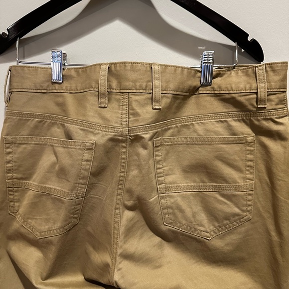 Weatherproof Tan 5 Pocket pants. Canvas material  Size 34x30. Seldom Worn - Picture 3 of 5